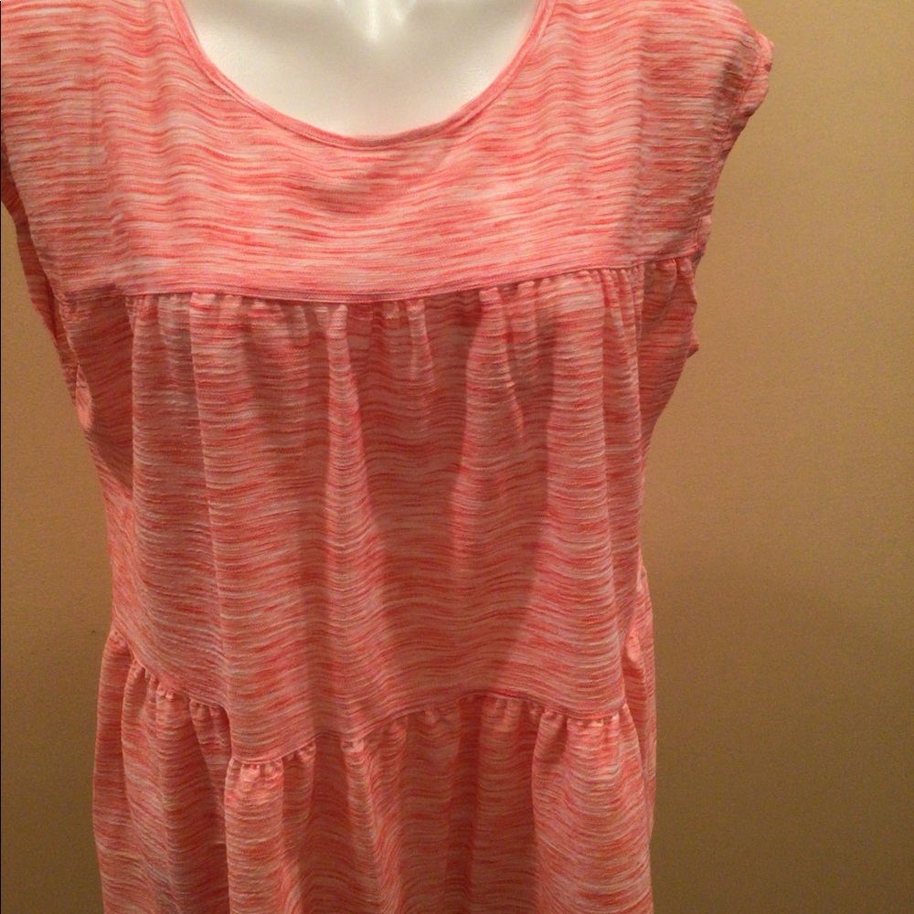 Women’s sleeveless top